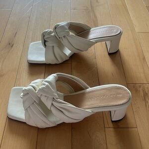 Dear Frances Tye Mule Sandal in White, Size 38 (8 equivalent)